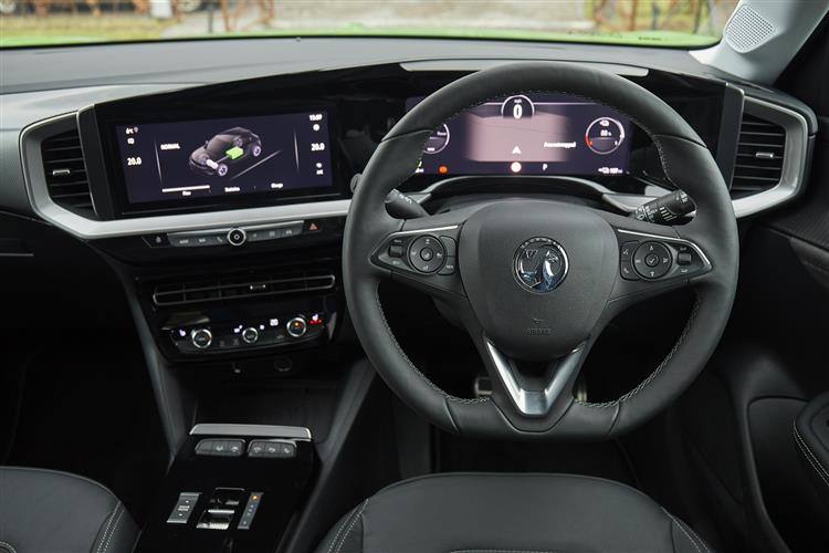 Vauxhall Mokka interior